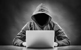detective privado investigando acoso o amenaza